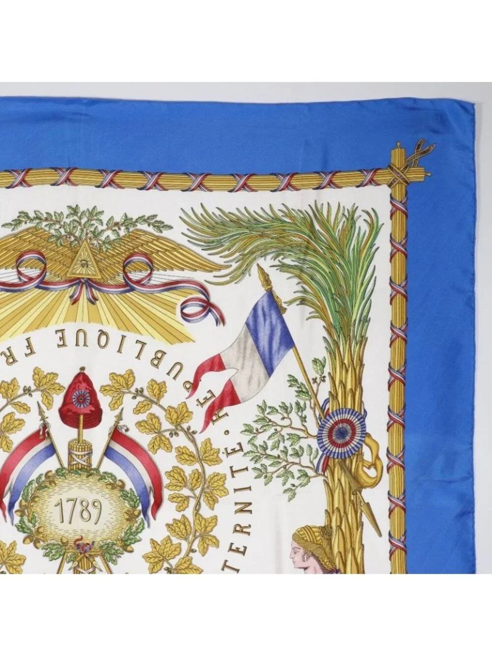Hermes Carre 90 Silk Blue Scarf - Picture 3 of 7